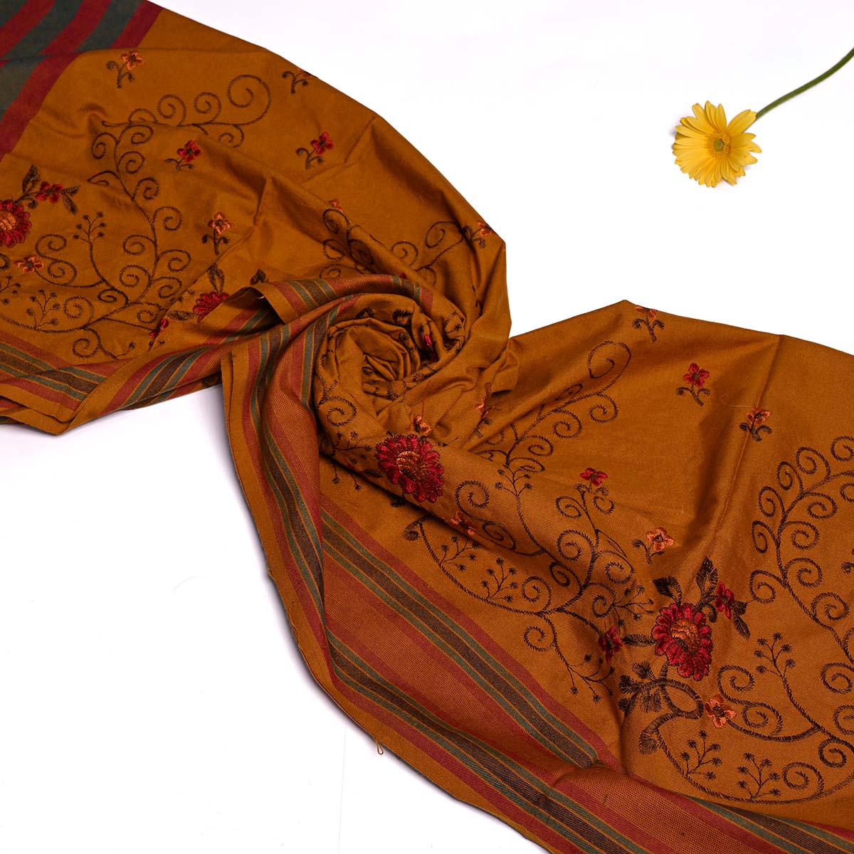 شال نسائي مصوف نوع أبو جمل قماش ناعم