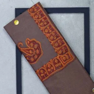 شال صوف تورمة رجالي بنقشة يدوية فاخرة من شازار