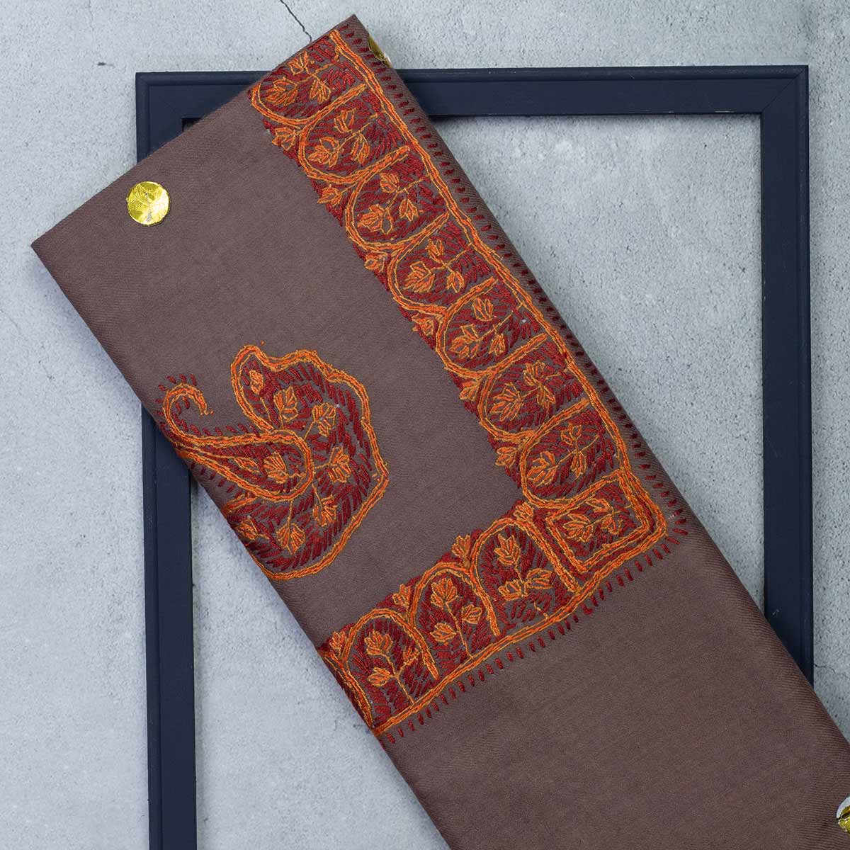 شال صوف تورمة رجالي بنقشة يدوية فاخرة من شازار