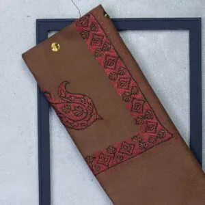 شال صوف تورمة رجالي بنقشة يدوية فاخرة من شازار